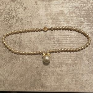 Pearl necklace